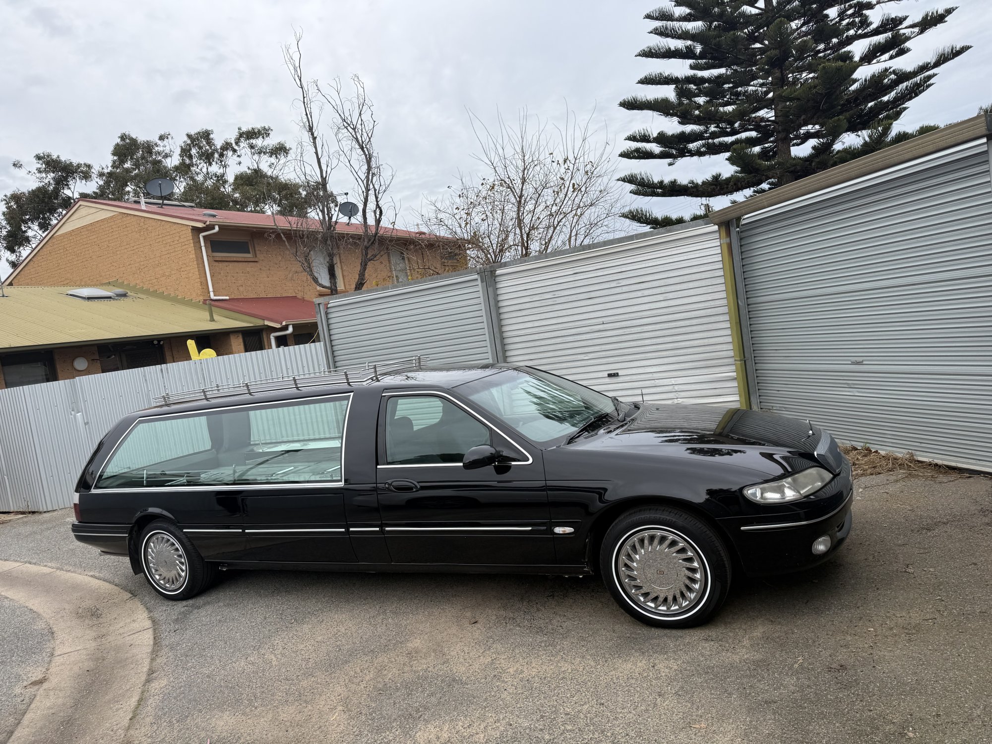 1993 Ford Ltd Black