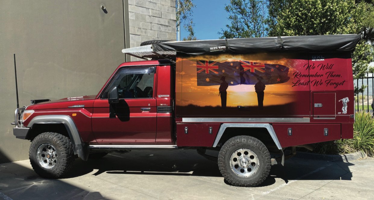 2009 Toyota Land Cruiser Merlot red