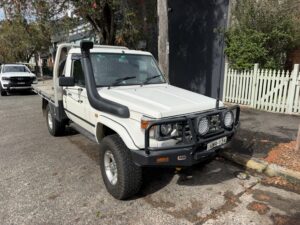 2002 Toyota Landcruiser White - Photo 2