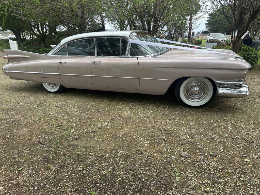 1959 Cadillac DeVille Woodrose (light pink)